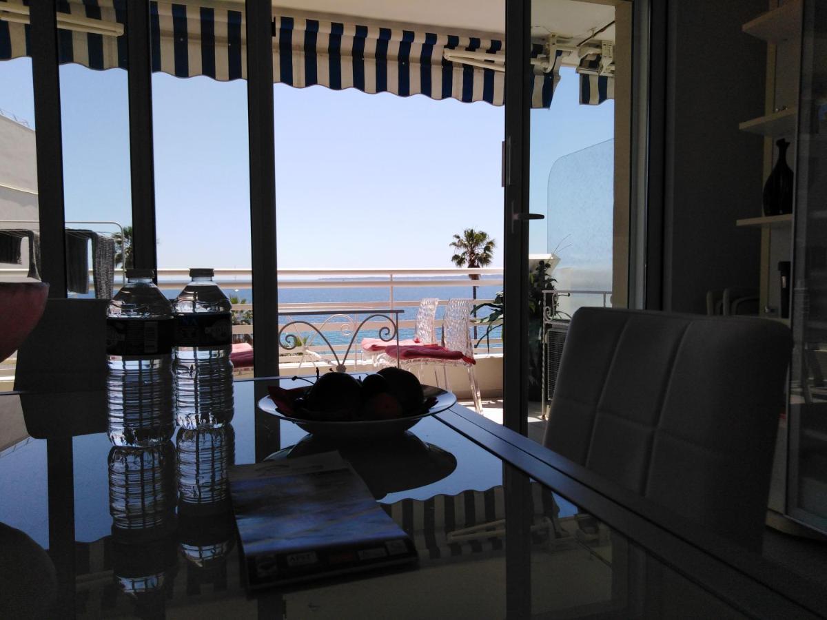 Le Palais Du Tropique Appartement Vue Mer 5E Etage Avec Ascenseur 胡安莱潘 外观 照片